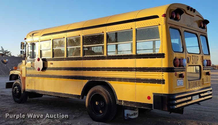 image for item DT0905 1996 GMC B7 school bus