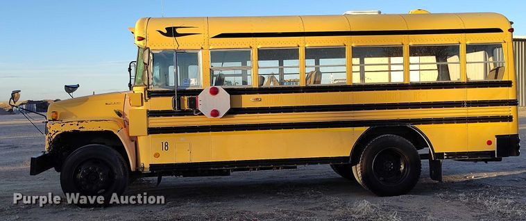 image for item DT0905 1996 GMC B7 school bus