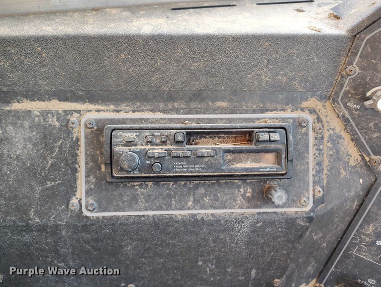 image for item DT0905 1996 GMC B7 school bus