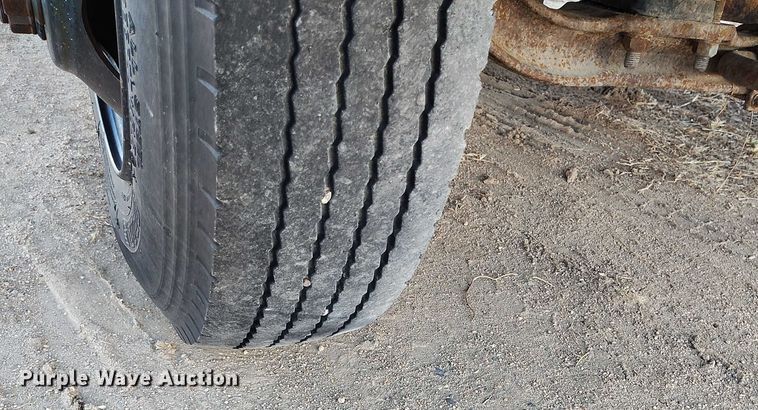 image for item DT0905 1996 GMC B7 school bus