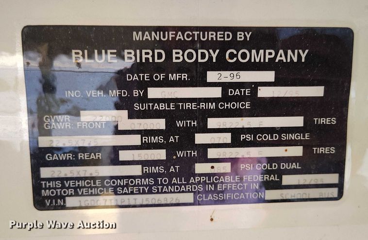 image for item DT0905 1996 GMC B7 school bus