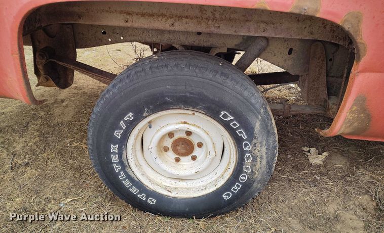 image for item DT0906 1979 Chevrolet Custom Deluxe K10 pickup truck