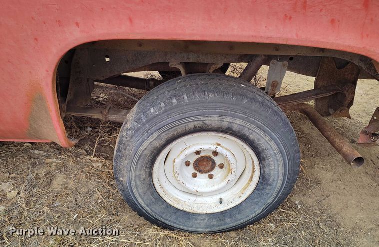 image for item DT0906 1979 Chevrolet Custom Deluxe K10 pickup truck