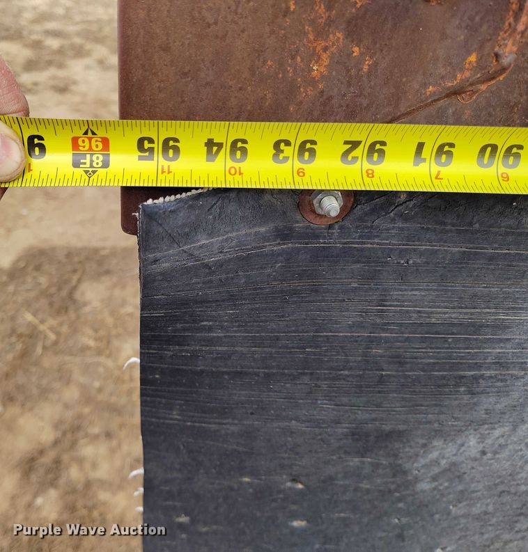 image for item DT0907 1973 International LoadStar 1600 dump truck