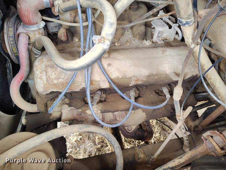 image for item DT0907 1973 International LoadStar 1600 dump truck