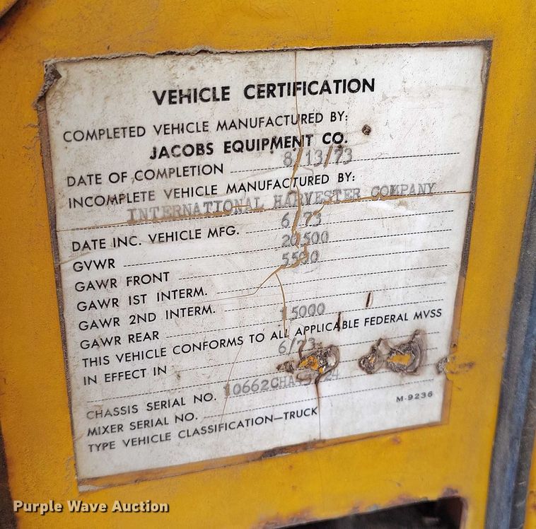 image for item DT0907 1973 International LoadStar 1600 dump truck