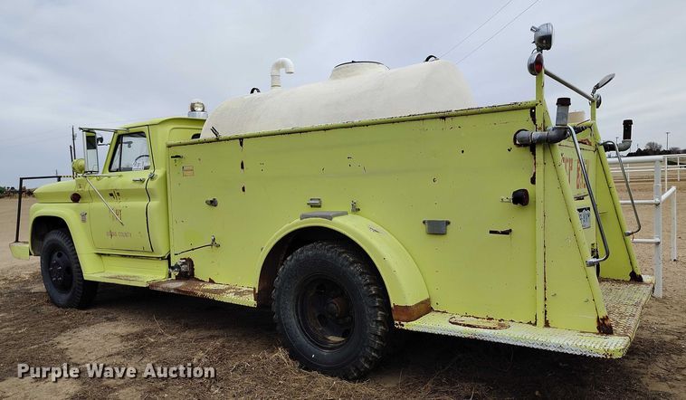 image for item DT0908 1964 Chevrolet C60 pumper fire truck