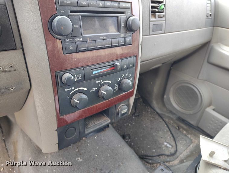 image for item DT0917 2005 Dodge Durango SUV