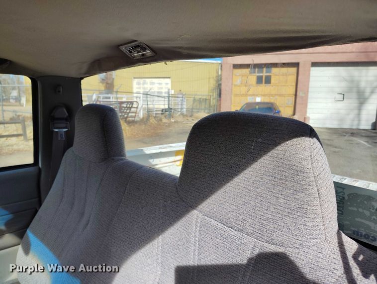 image for item DT0921 1999 Chevrolet S-10 pickup truck