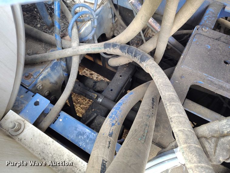 image for item DT0922 2005 Sterling L7500 hydrovac truck