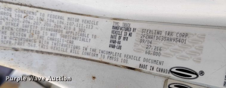 image for item DT0922 2005 Sterling L7500 hydrovac truck