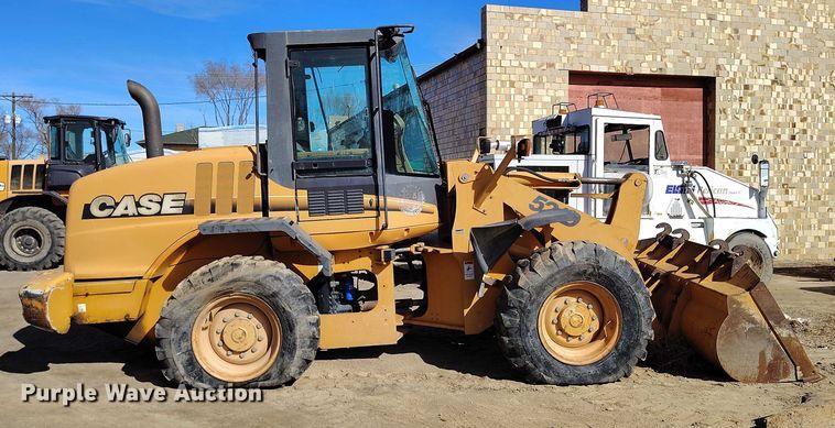 image for item DT0924 2002 Case 521D wheel loader