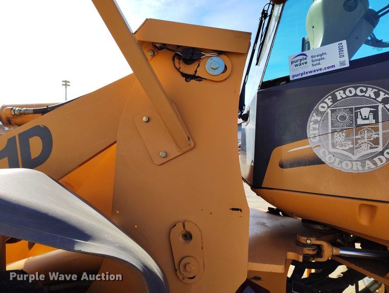 image for item DT0924 2002 Case 521D wheel loader