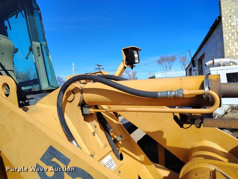 image for item DT0924 2002 Case 521D wheel loader