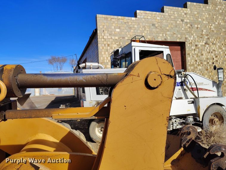 image for item DT0924 2002 Case 521D wheel loader