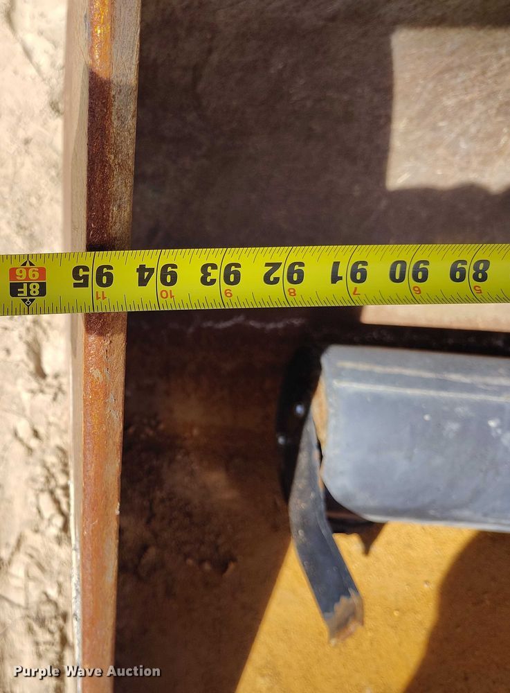 image for item DT0924 2002 Case 521D wheel loader