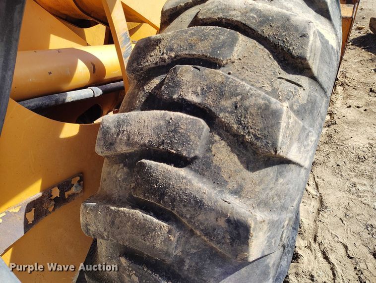 image for item DT0924 2002 Case 521D wheel loader