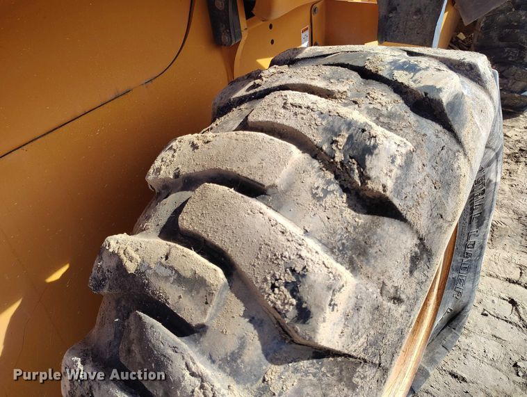 image for item DT0924 2002 Case 521D wheel loader