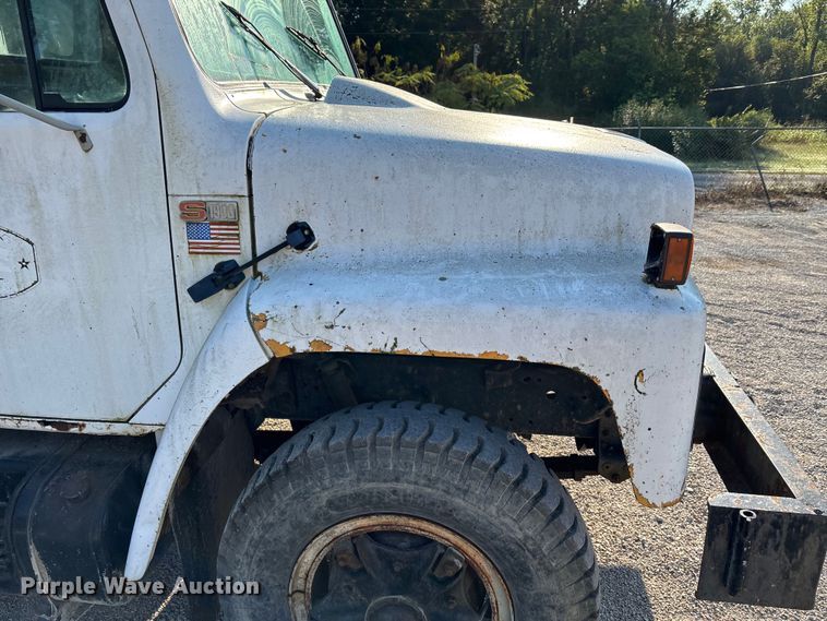 image for item DT4971 1984 International 1954 Flat Bed Truck