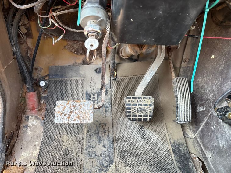 image for item DT4971 1984 International 1954 Flat Bed Truck