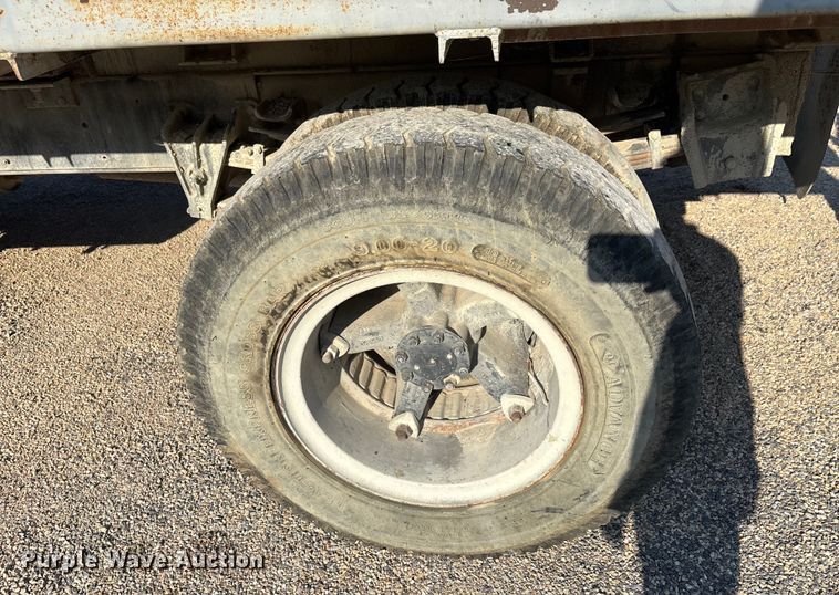 image for item DT4971 1984 International 1954 Flat Bed Truck