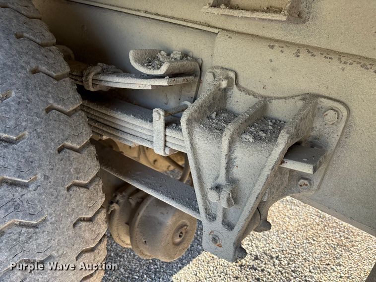 image for item DT4971 1984 International 1954 Flat Bed Truck