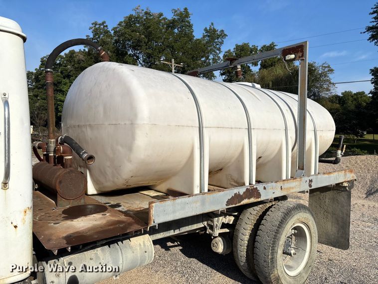 image for item DT4971 1984 International 1954 Flat Bed Truck