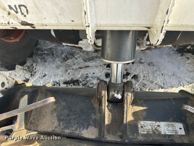 image for item DW4496 1999 Bobcat 863 skid steer loader