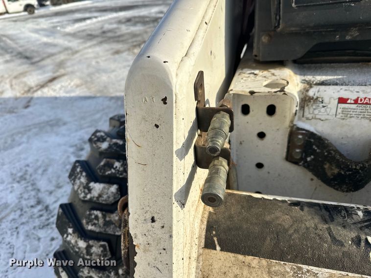 image for item DW4496 1999 Bobcat 863 skid steer loader