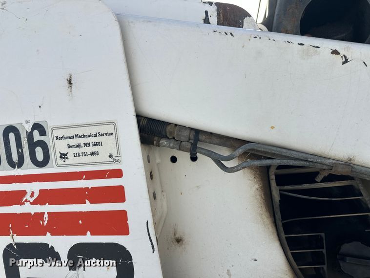 image for item DW4496 1999 Bobcat 863 skid steer loader