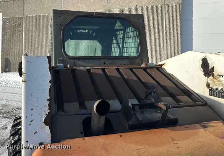 image for item DW4496 1999 Bobcat 863 skid steer loader