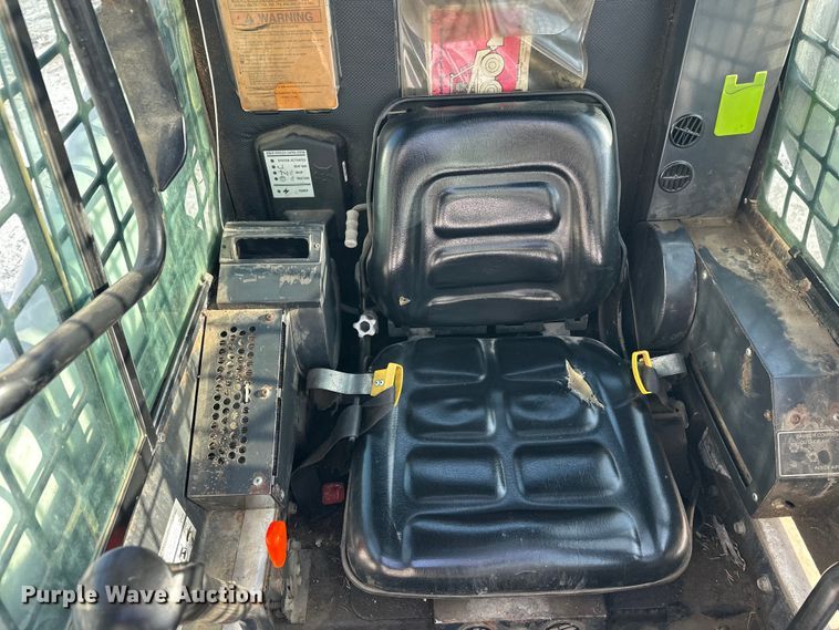 image for item DW4496 1999 Bobcat 863 skid steer loader