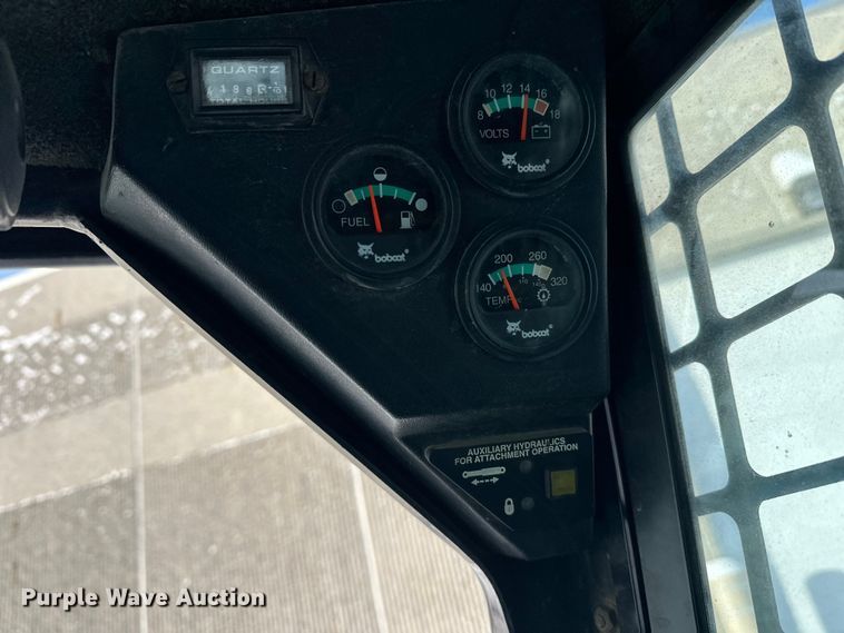 image for item DW4496 1999 Bobcat 863 skid steer loader