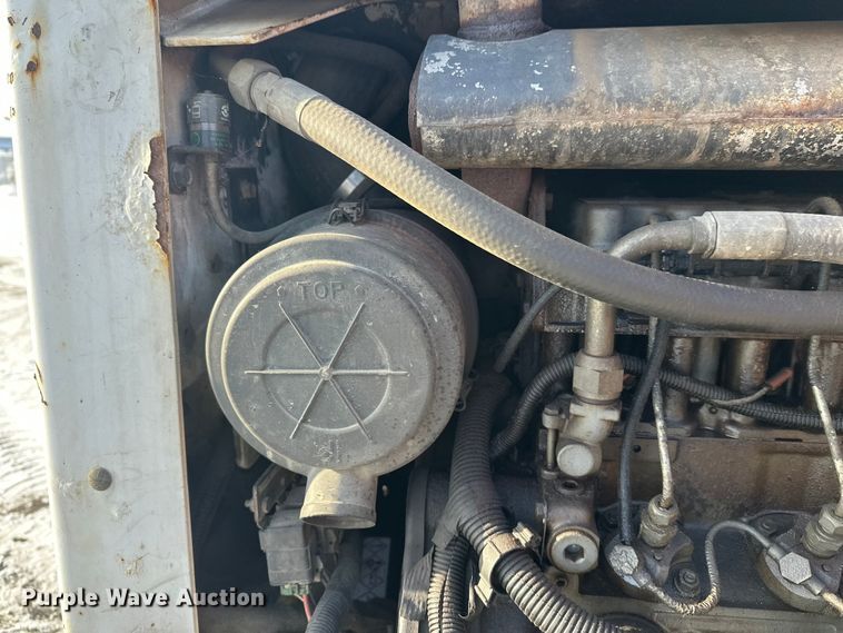 image for item DW4496 1999 Bobcat 863 skid steer loader