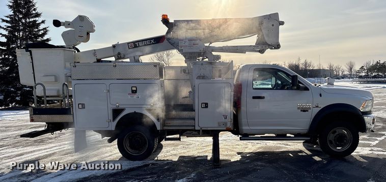 image for item DW4497 2017 RAM 5500HD bucket truck