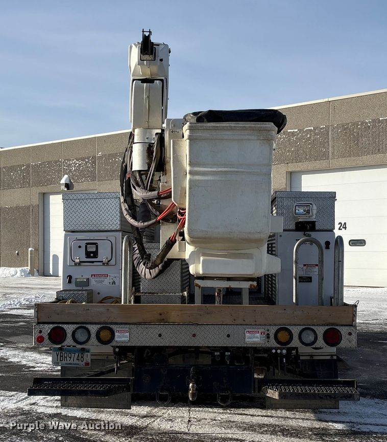 image for item DW4497 2017 RAM 5500HD bucket truck