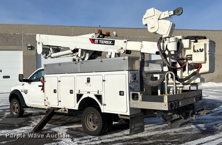 image for item DW4497 2017 RAM 5500HD bucket truck