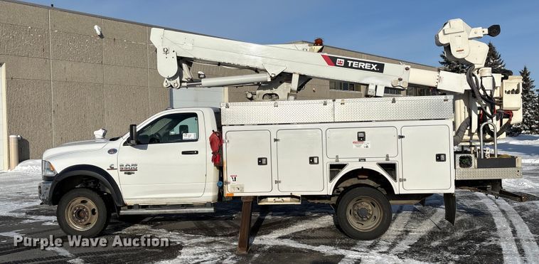 image for item DW4497 2017 RAM 5500HD bucket truck