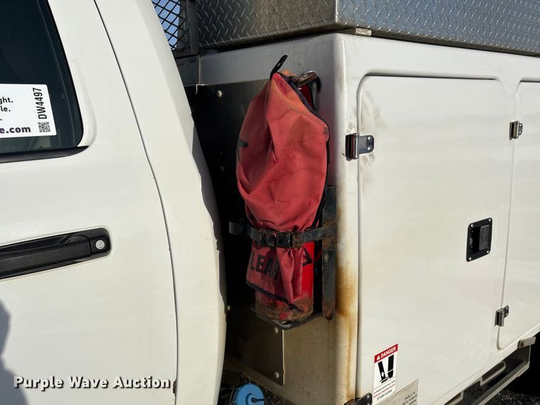 image for item DW4497 2017 RAM 5500HD bucket truck