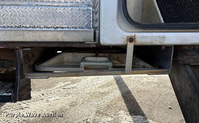 image for item DW4497 2017 RAM 5500HD bucket truck