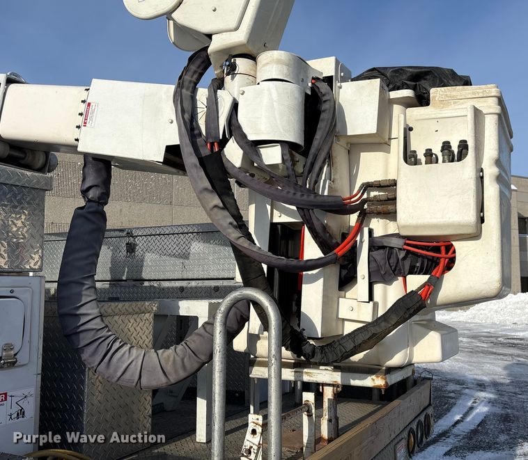 image for item DW4497 2017 RAM 5500HD bucket truck