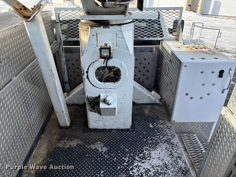 image for item DW4497 2017 RAM 5500HD bucket truck