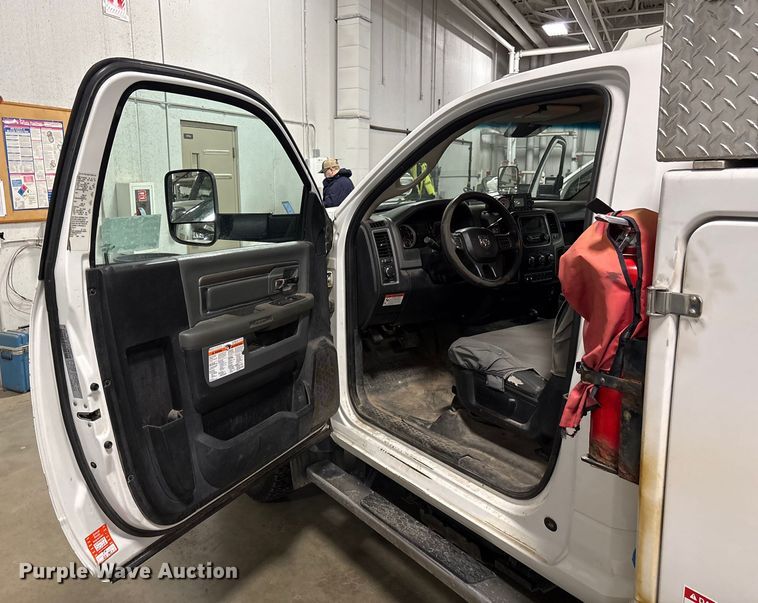 image for item DW4497 2017 RAM 5500HD bucket truck