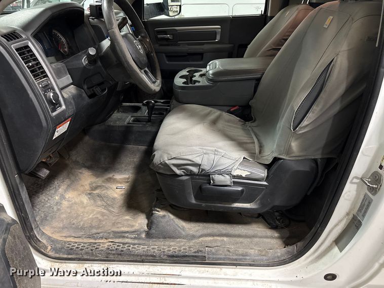 image for item DW4497 2017 RAM 5500HD bucket truck