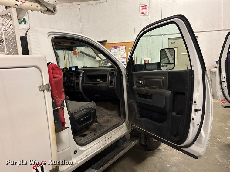 image for item DW4497 2017 RAM 5500HD bucket truck