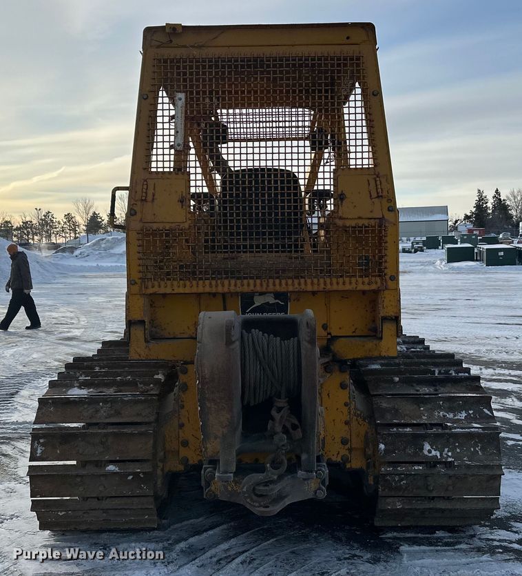 image for item DW4994 1990 John Deere 550G dozer