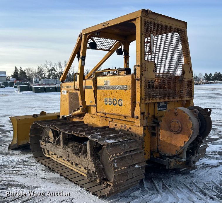 image for item DW4994 1990 John Deere 550G dozer