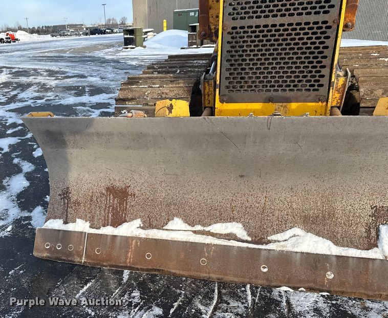 image for item DW4994 1990 John Deere 550G dozer