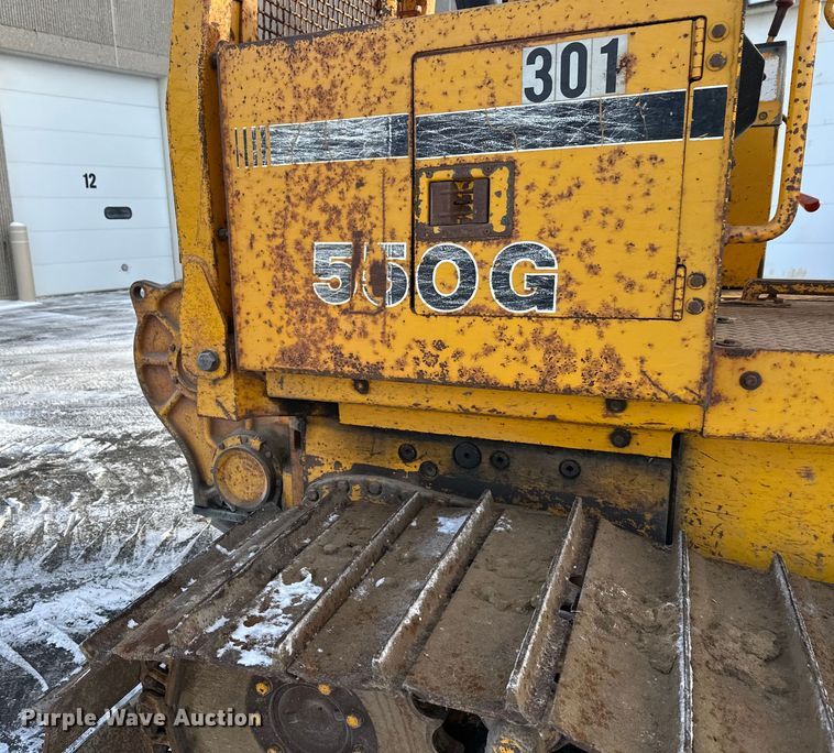 image for item DW4994 1990 John Deere 550G dozer