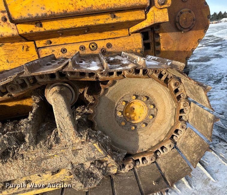 image for item DW4994 1990 John Deere 550G dozer